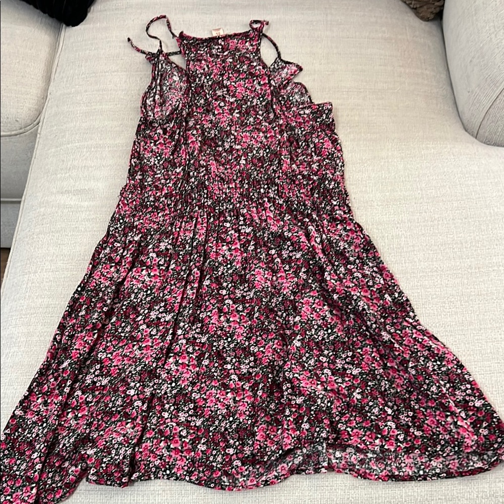 2/$10 Mossimo Supply Co Pink and Black Floral Dress - Picture 2 of 3